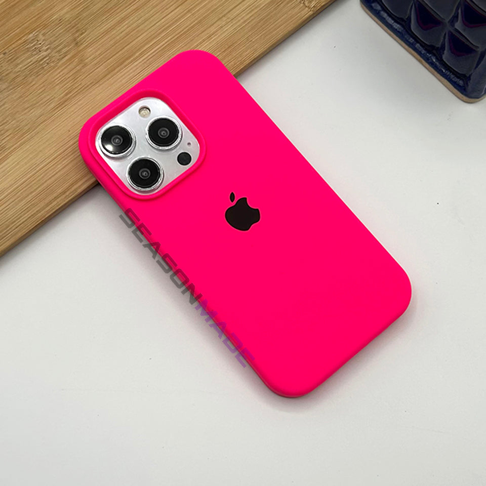 iPhone 15 Series Liquid Silicone Case Cover Hot Pink