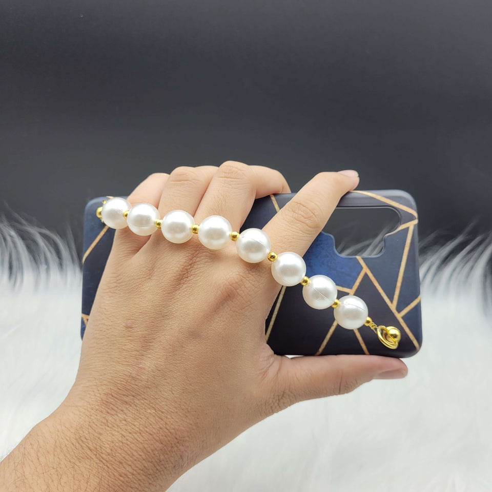 Blue Geometric Pearl Holder Designer Case Cover