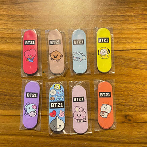 BTS BT21 Momo Stick Phone Holder